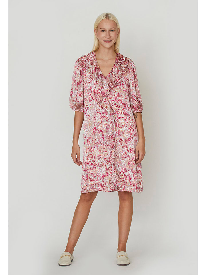 Платье до колена SisterS point
Платье до колена SisterS point