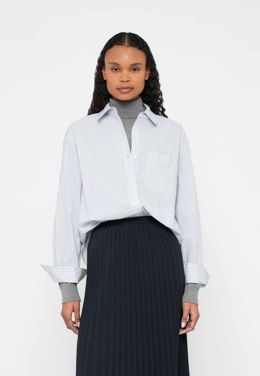 Блуза Samsøe Samsøe LOVA POCKET, Rugby Blue/Light Blue
Блуза Samsøe Samsøe LOVA POCKET, Rugby Blue/Light Blue