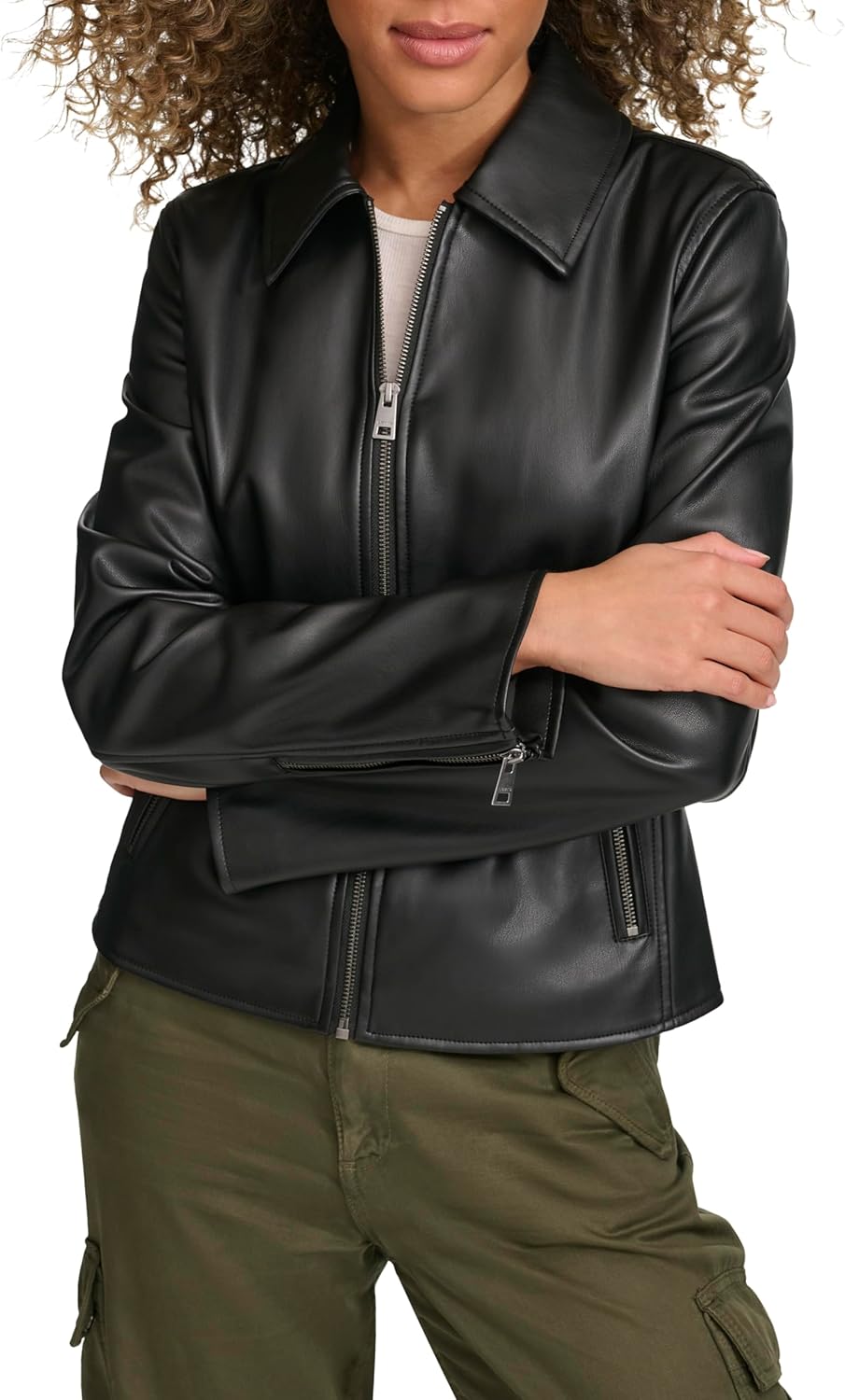 Женская куртка-бомбер Levi's с отложным воротником, черный
Женская куртка-бомбер Levi's с отложным воротником, черный