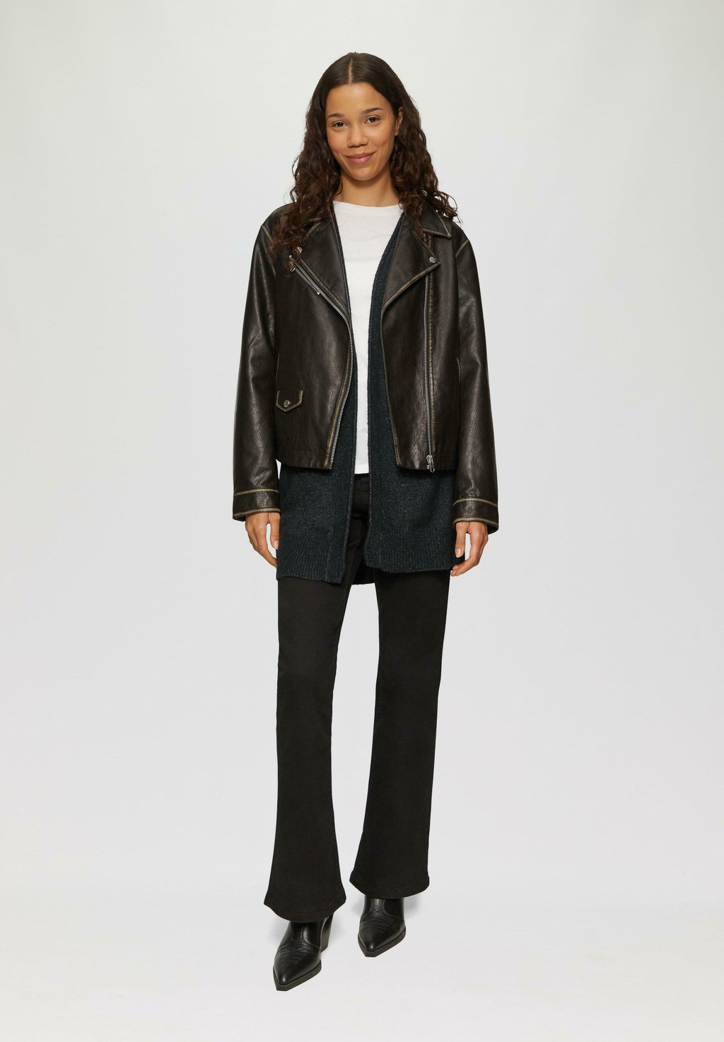 Кардиган s.Oliver, черный
Кардиган s.Oliver, черный