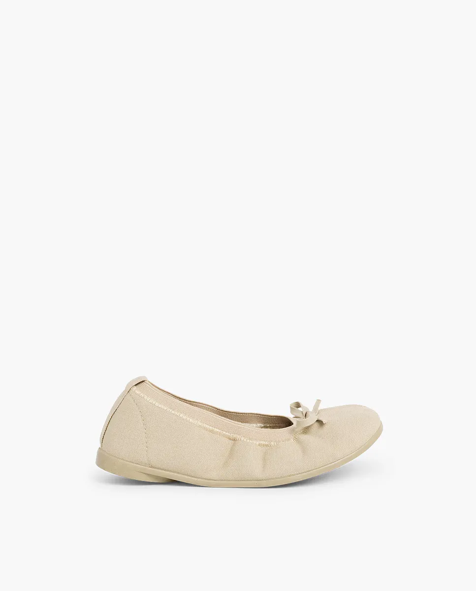 Балетки для девочек из ткани с декоративным бантом Pisamonas, бежевый
Балетки для девочек из ткани с декоративным бантом Pisamonas, бежевый