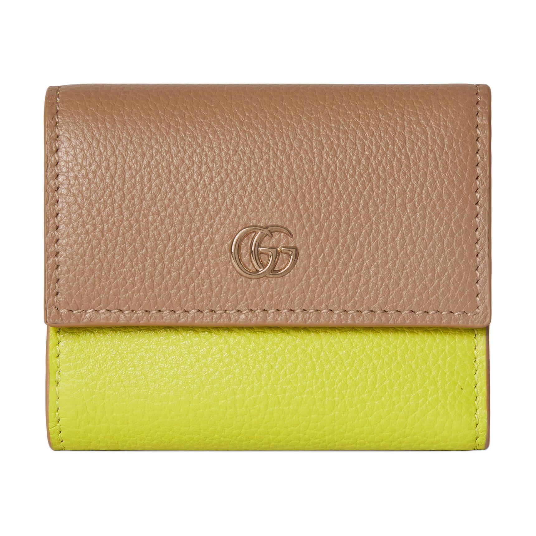 GUCCI Кожаный кошелёк GG Marmont женский коричневый и лимонный
GUCCI Кожаный кошелёк GG Marmont женский коричневый и лимонный