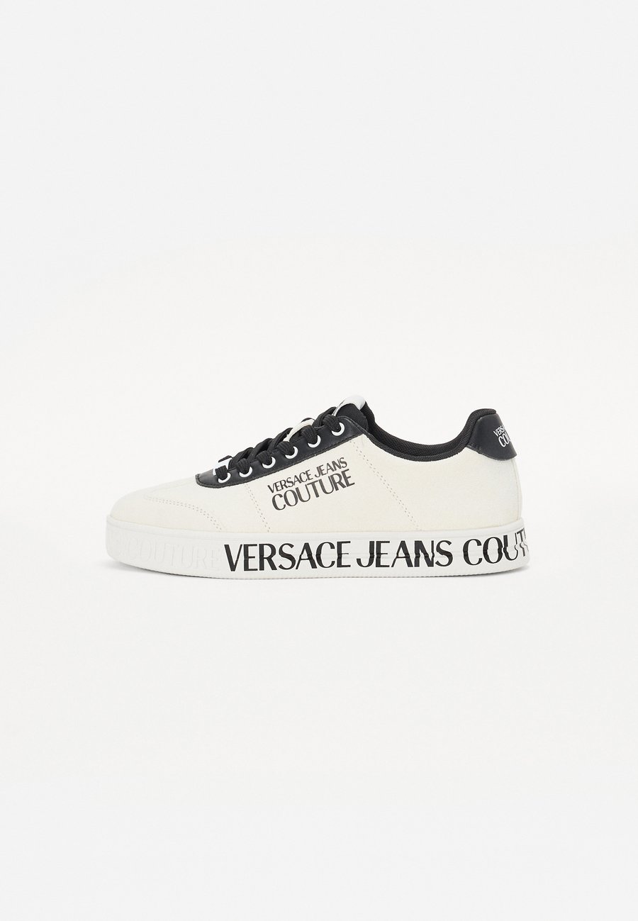 Кроссовки Versace Jeans Couture Trainers, White/Black/White
Кроссовки Versace Jeans Couture Trainers, White/Black/White