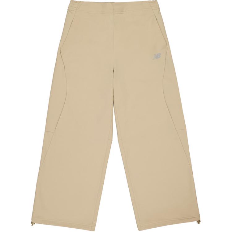 Женские повседневные брюки цвета хаки New Balance
Женские повседневные брюки цвета хаки New Balance