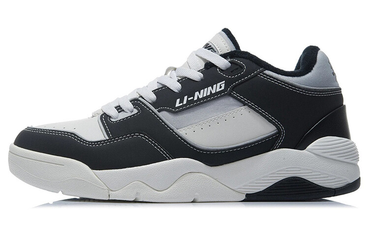 Баскетбольные кроссовки мужские низкие черные/белые Lining
Баскетбольные кроссовки мужские низкие черные/белые Lining