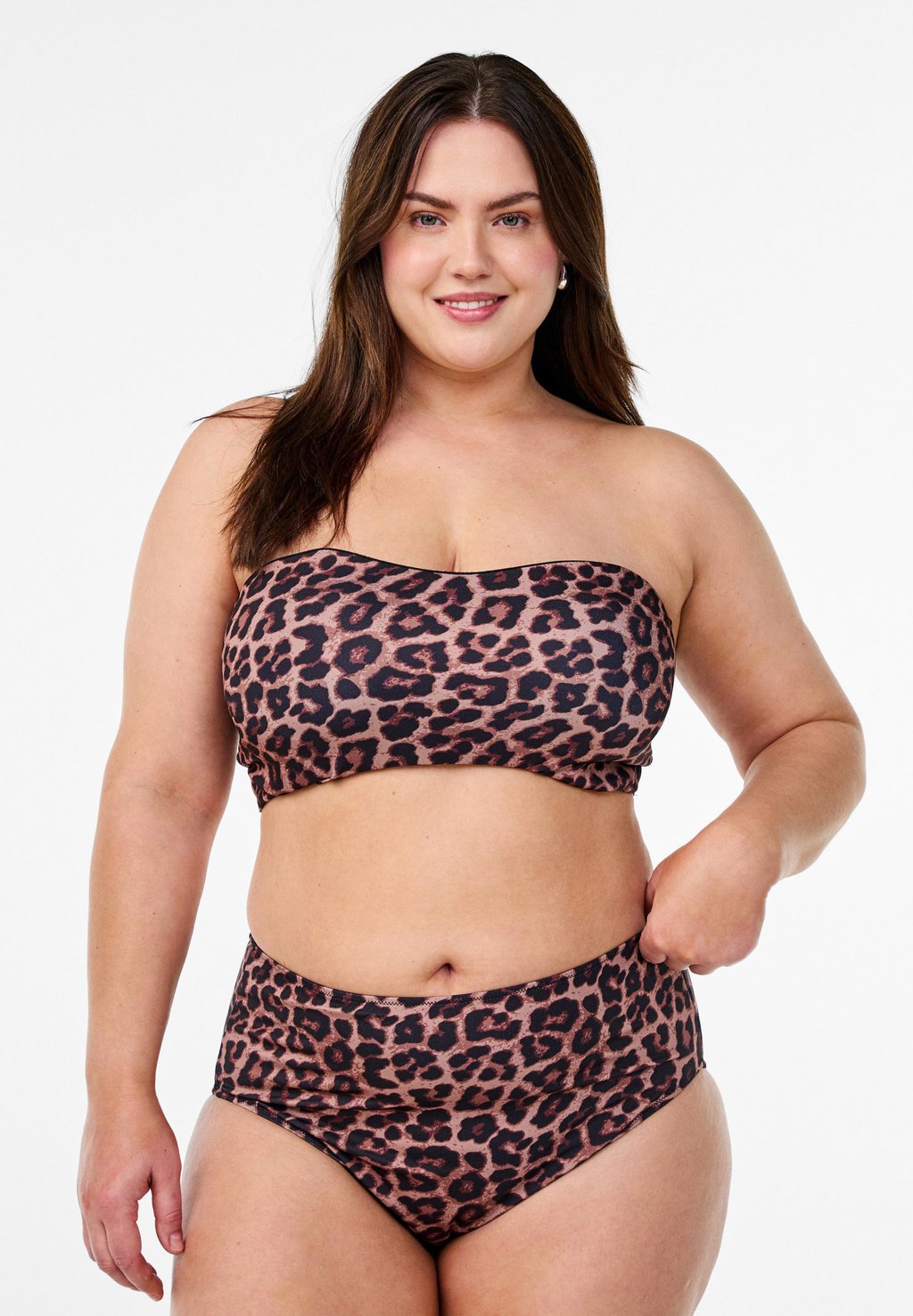 Плавки бикини HOCH TAILLIERT MIT FLORALEM MUSTER Zizzi, коричневый
Плавки бикини HOCH TAILLIERT MIT FLORALEM MUSTER Zizzi, коричневый