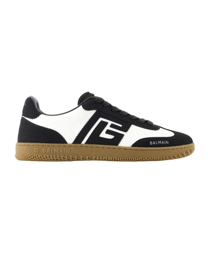 Черные кожаные кроссовки с закругленным носком. Balmain, черный
Черные кожаные кроссовки с закругленным носком. Balmain, черный