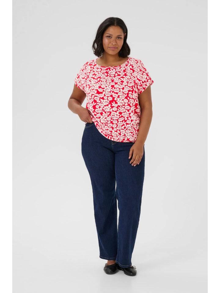 Блузка с короткими рукавами KCbella свободного кроя в цвете True Red/Chalk Flower Print KAFFE curve
Блузка с короткими рукавами KCbella свободного кроя в цвете True Red/Chalk Flower Print KAFFE curve