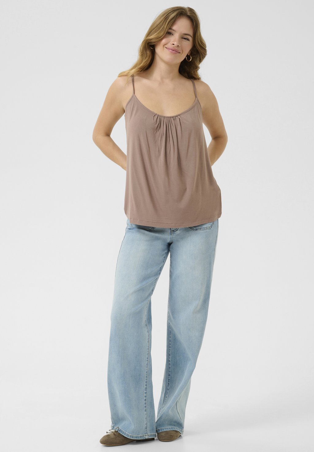 Топ KAMARIA Kaffe, коричневый
Топ KAMARIA Kaffe, коричневый