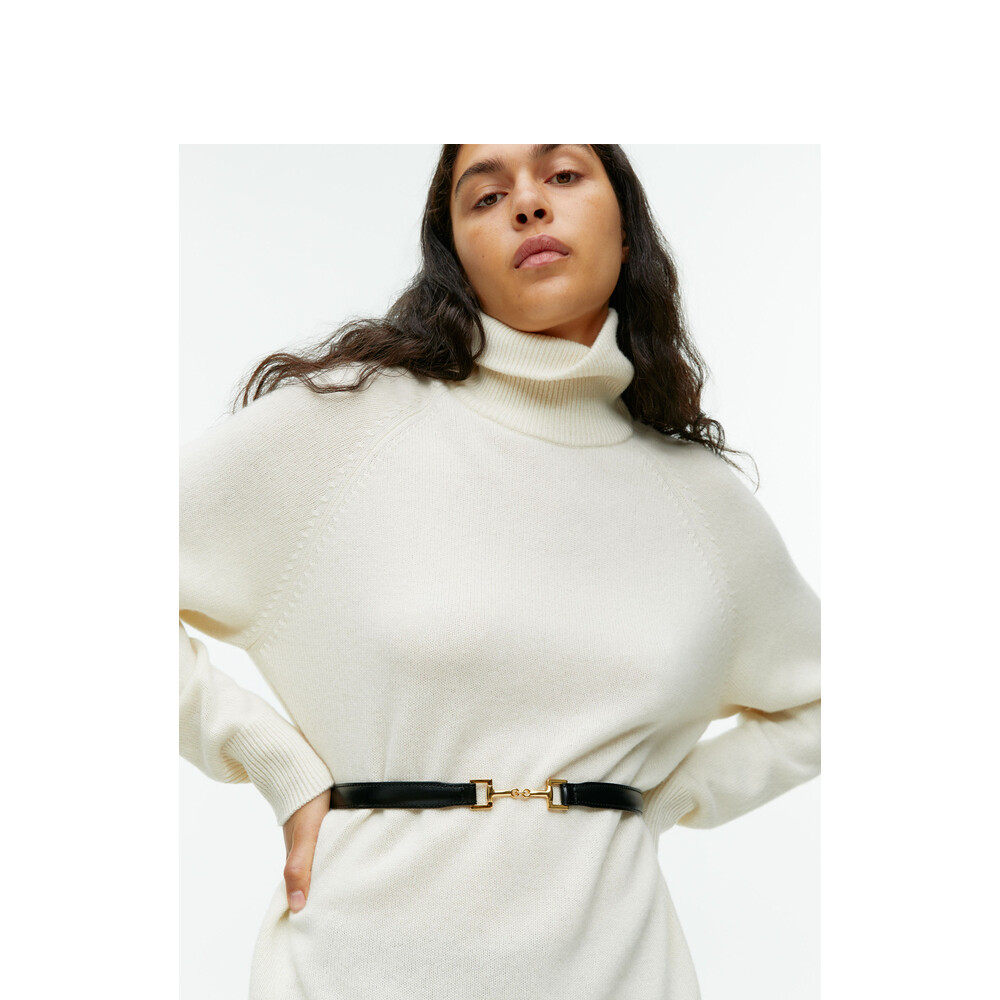 Ремень кожаный Arket женский, черный
Ремень кожаный Arket женский, черный