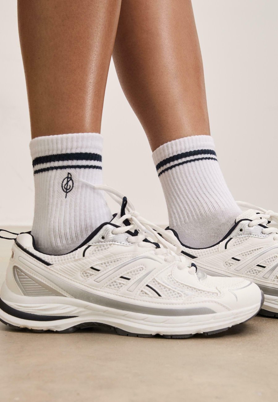 Носки Stradivarius 2 PACK, Dark Blue
Носки Stradivarius 2 PACK, Dark Blue