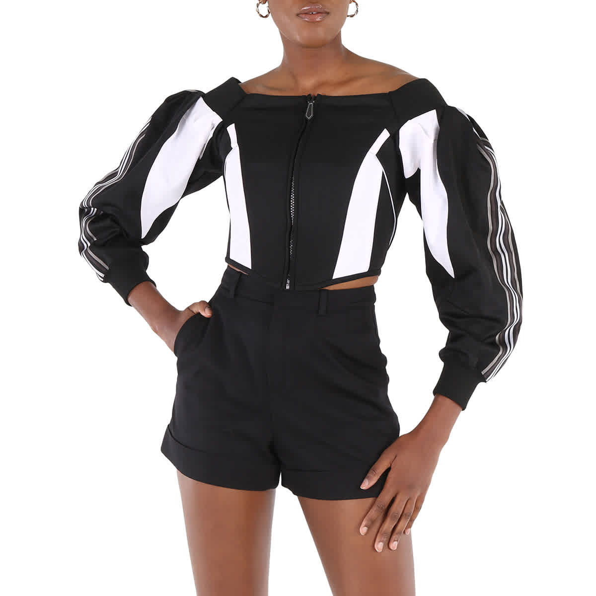 Burberry Черный джерси корсетный топ с открытыми плечами
Burberry Черный джерси корсетный топ с открытыми плечами