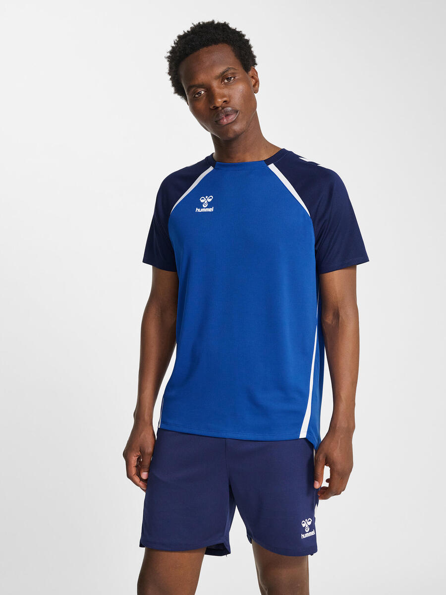 Футболка Hmllead Men HUMMEL
Футболка Hmllead Men HUMMEL