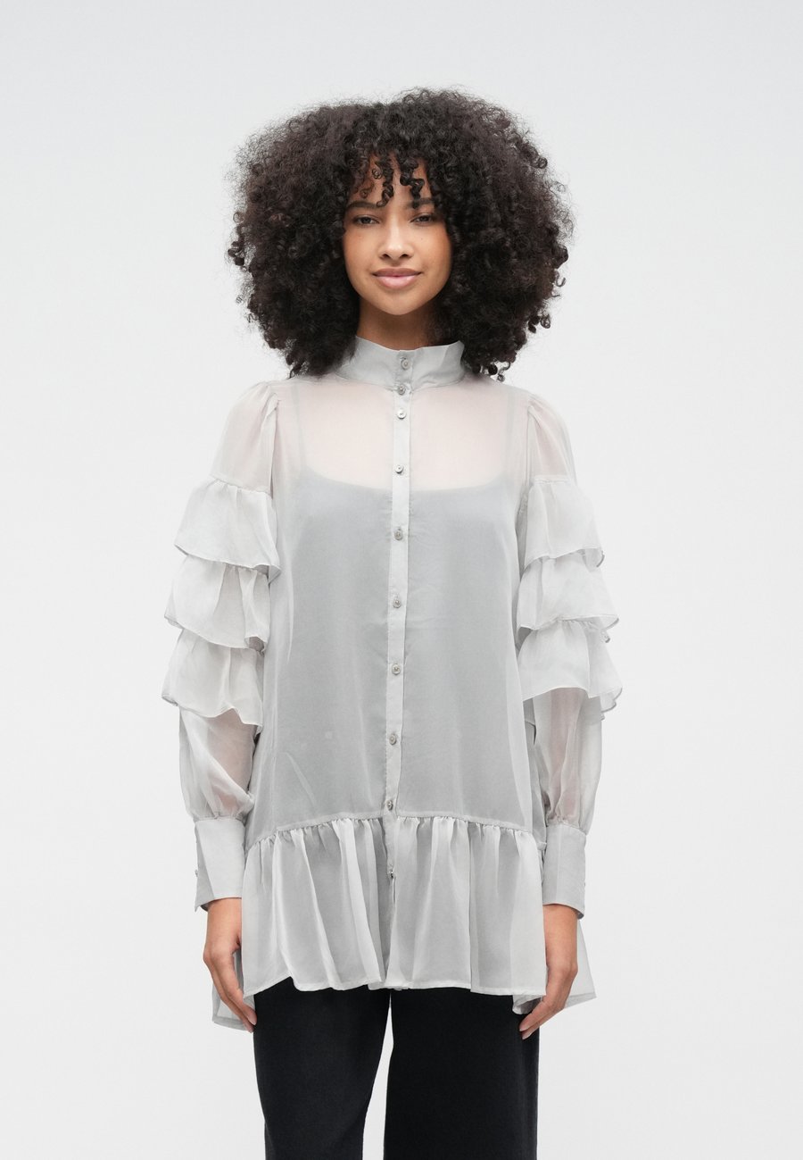 Платье Bruuns Bazaar COAKUM VIRI, Light Grey/Grey
Платье Bruuns Bazaar COAKUM VIRI, Light Grey/Grey