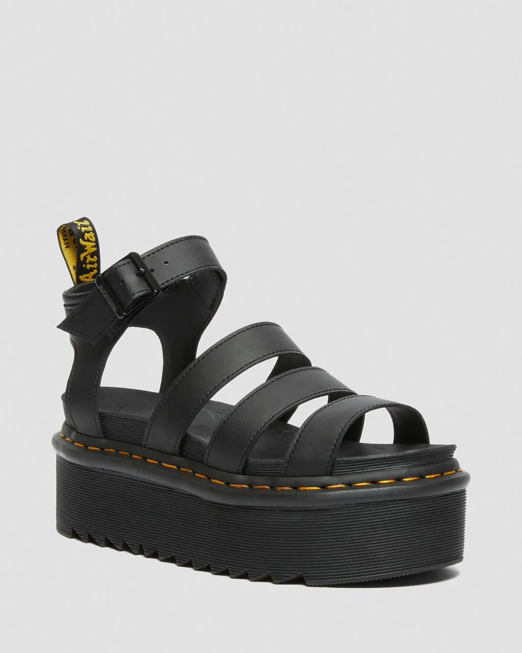 Сандалии Dr. Martens Blaire Hydro Leather на платформе с ремешком, цвет Black — Hydro Leather
Сандалии Dr. Martens Blaire Hydro Leather на платформе с ремешком, цвет Black — Hydro Leather