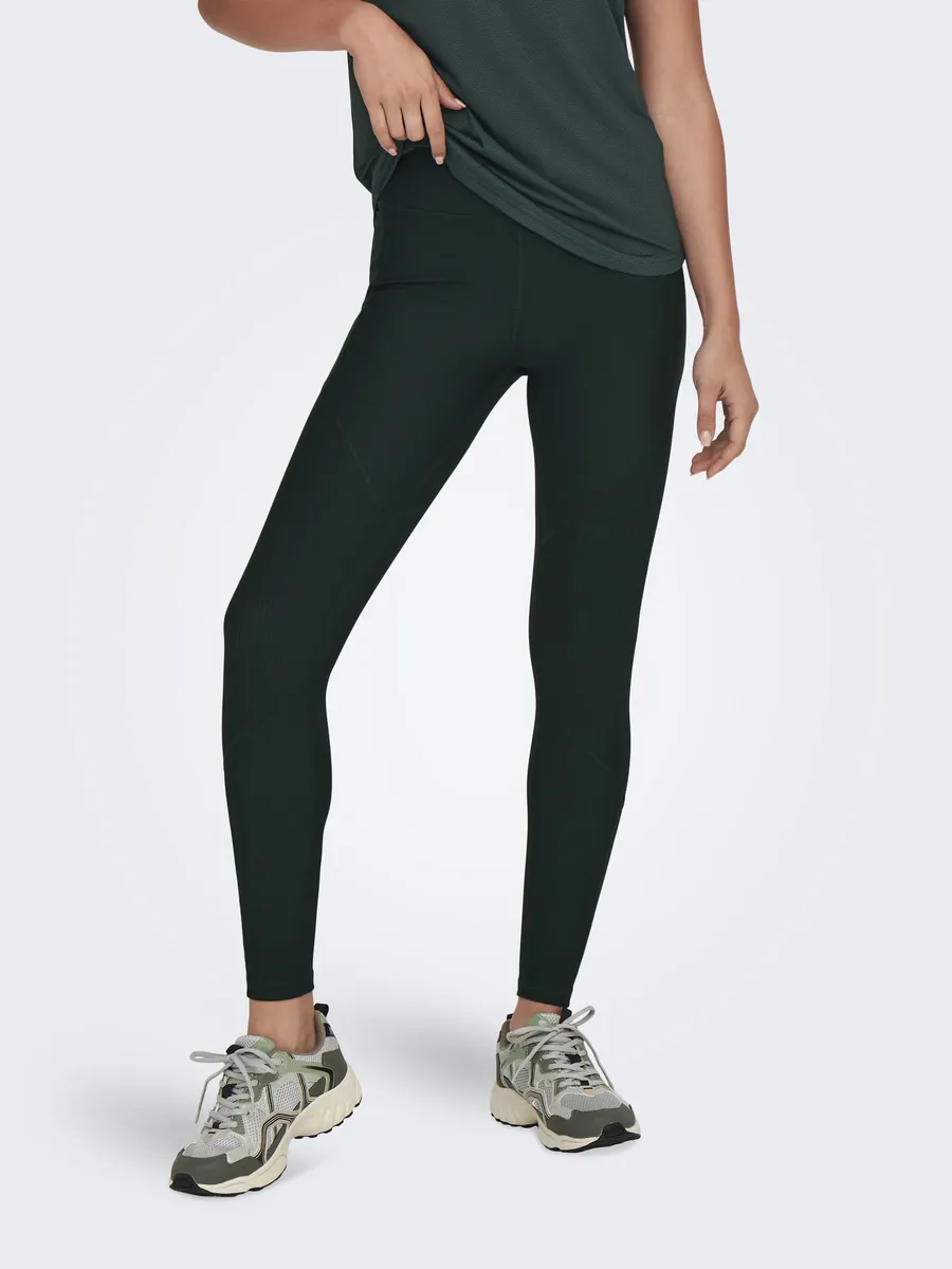 Тренировочные тайтсы ONLY Play "ONPJANA HW TRAIN TIGHTS - NOOS", с практичным карманом для мобильного телефона, цвет Scarab
Тренировочные тайтсы ONLY Play "ONPJANA HW TRAIN TIGHTS - NOOS", с практичным карманом для мобильного телефона, цвет Scarab