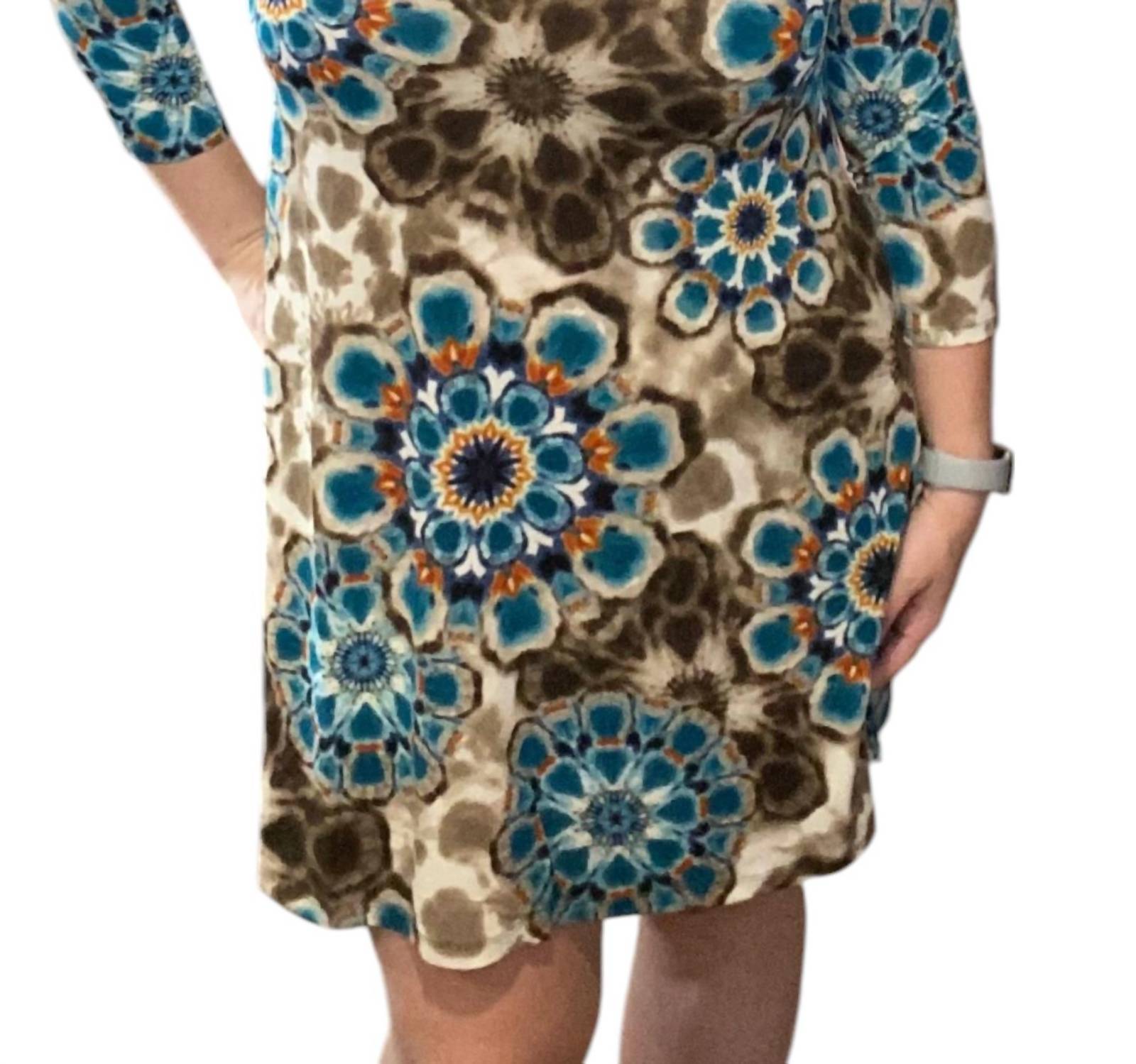 Платье-медальон в бирюзовом цвете honeyme
Платье-медальон в бирюзовом цвете honeyme