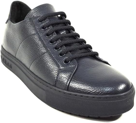 Мужские зимние кроссовки Baldinini из темно-синей кожи оленя
Мужские зимние кроссовки Baldinini из темно-синей кожи оленя