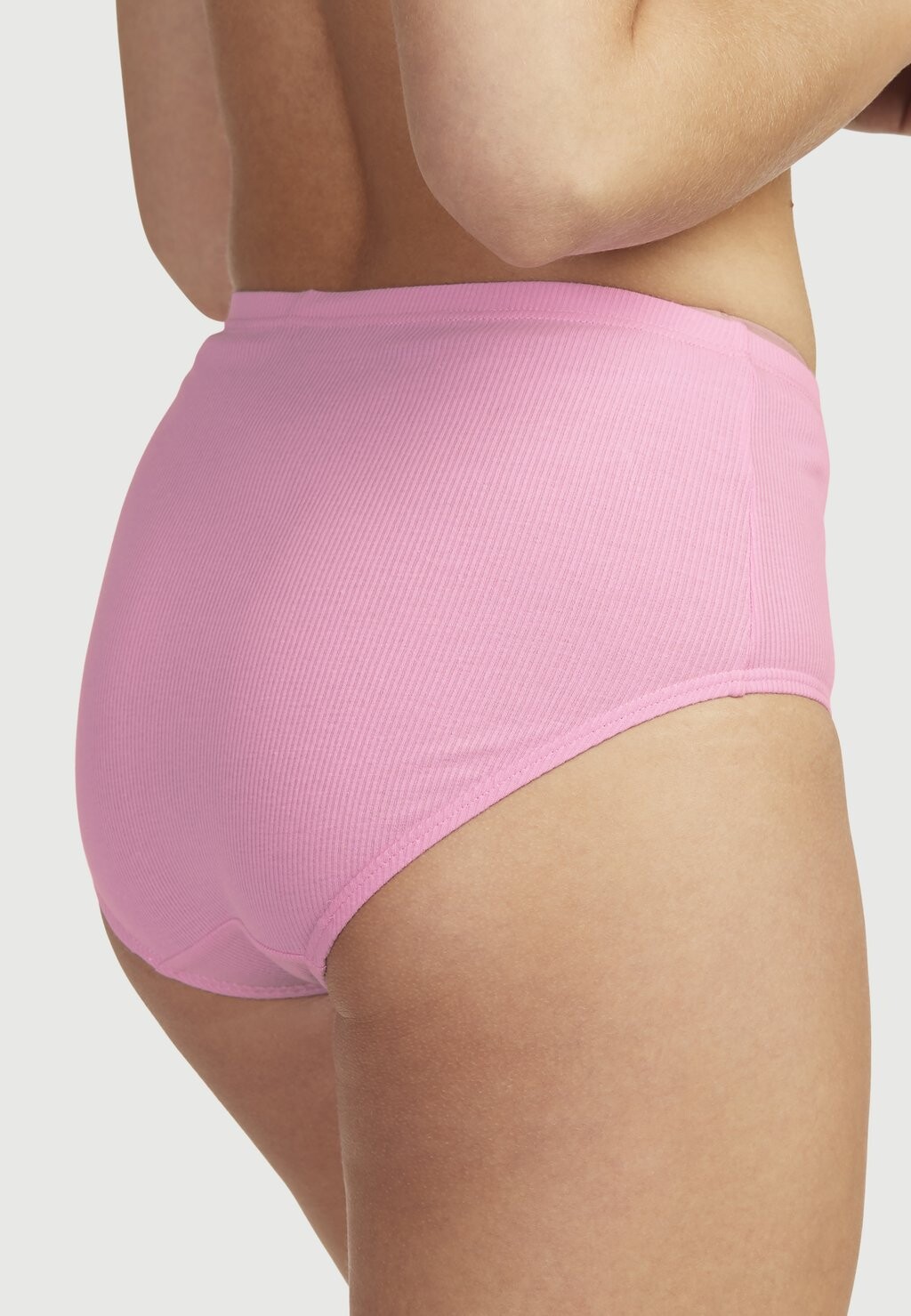 Трусы 6 PACK Cellbes of Sweden, мультиколор
Трусы 6 PACK Cellbes of Sweden, мультиколор