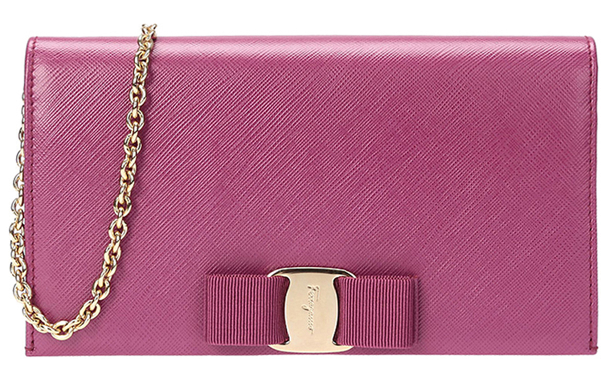 Ferragamo Кожаная сумка через плечо
Ferragamo Кожаная сумка через плечо