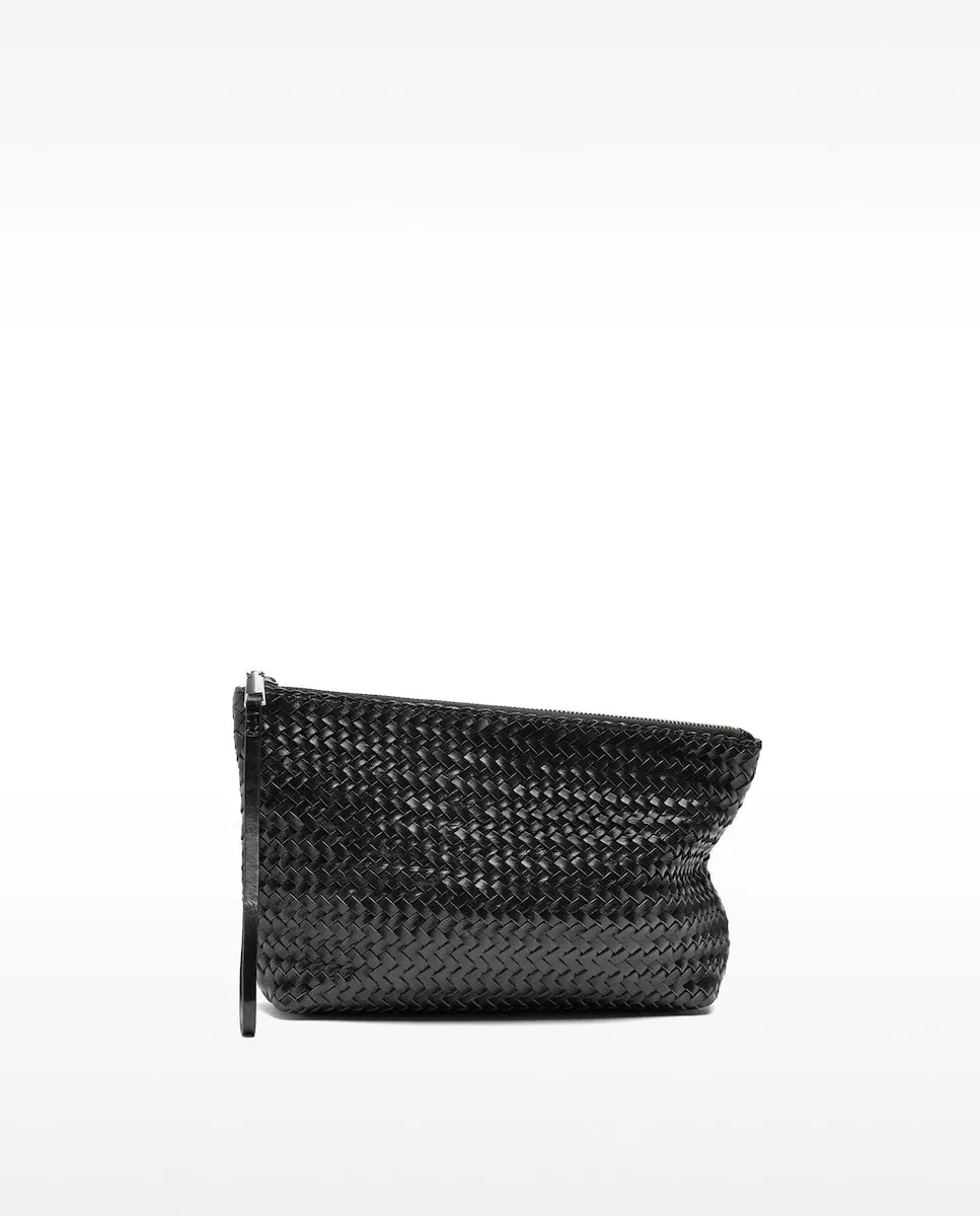 Сумка ручной работы из кожи в стиле сабо с плетеными деталями и гладкой молнией Parfois, черный
Сумка ручной работы из кожи в стиле сабо с плетеными деталями и гладкой молнией Parfois, черный