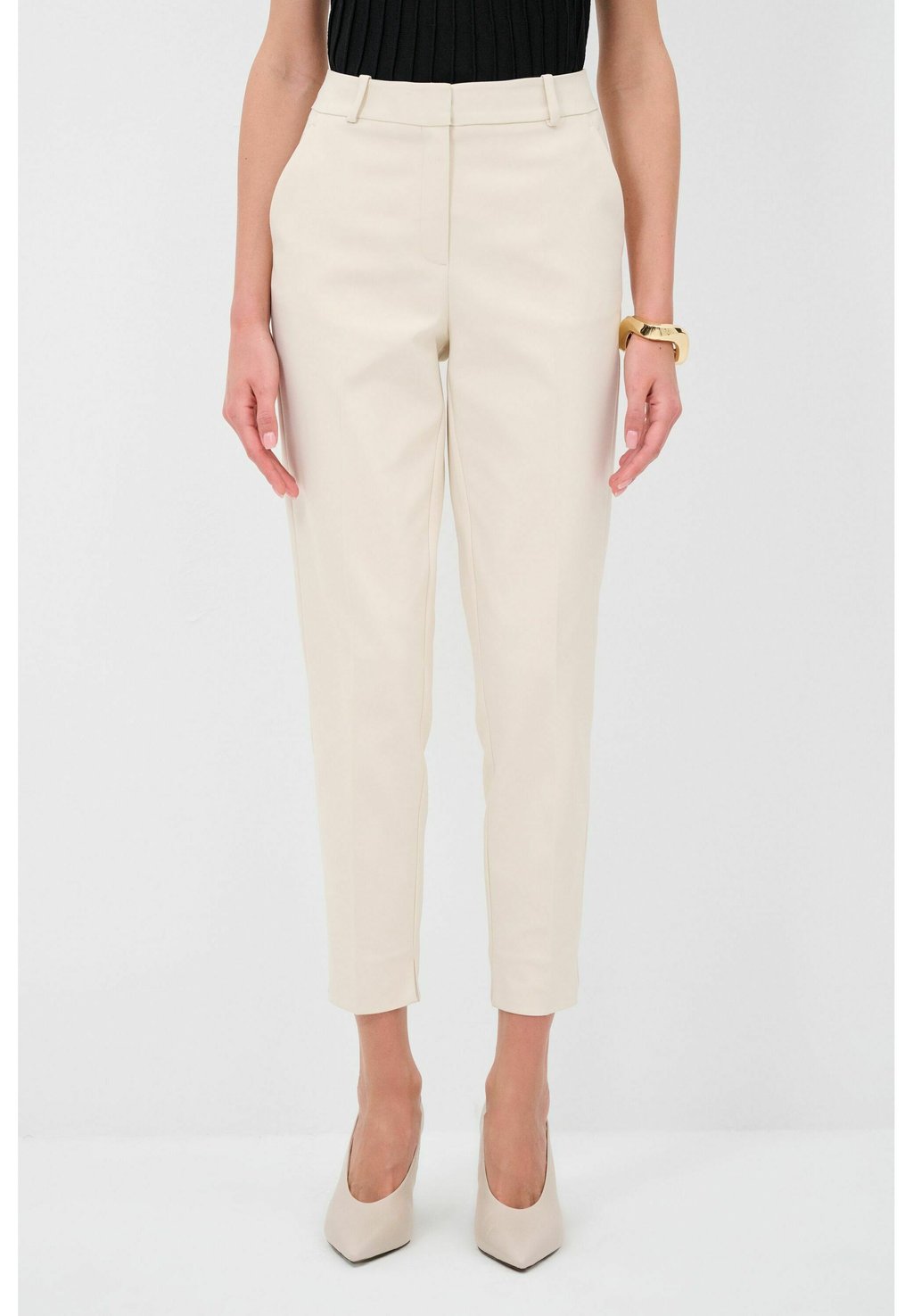 Брюки POCKET adL, кремовый
Брюки POCKET adL, кремовый