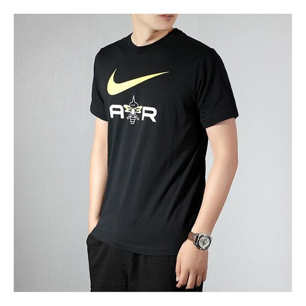 Футболка с рисунком из мультфильмов, воздушные спортивные, дышащие, с коротким рукавом, Nike, черный
Футболка с рисунком из мультфильмов, воздушные спортивные, дышащие, с коротким рукавом, Nike, черный