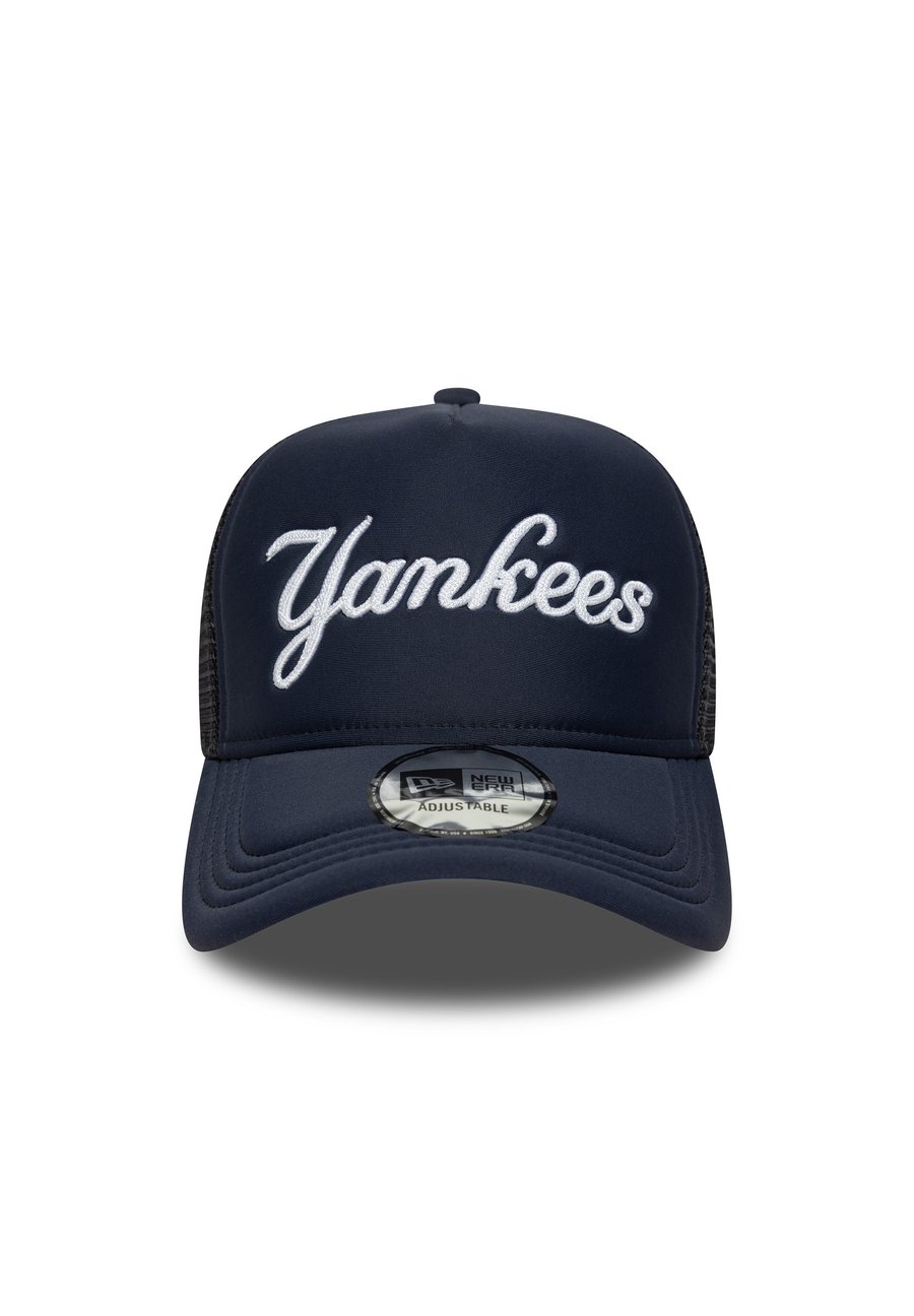 Бейсболка New Era SCRIPT TRUCKER UNISEX, Navy/Dark Blue
Бейсболка New Era SCRIPT TRUCKER UNISEX, Navy/Dark Blue