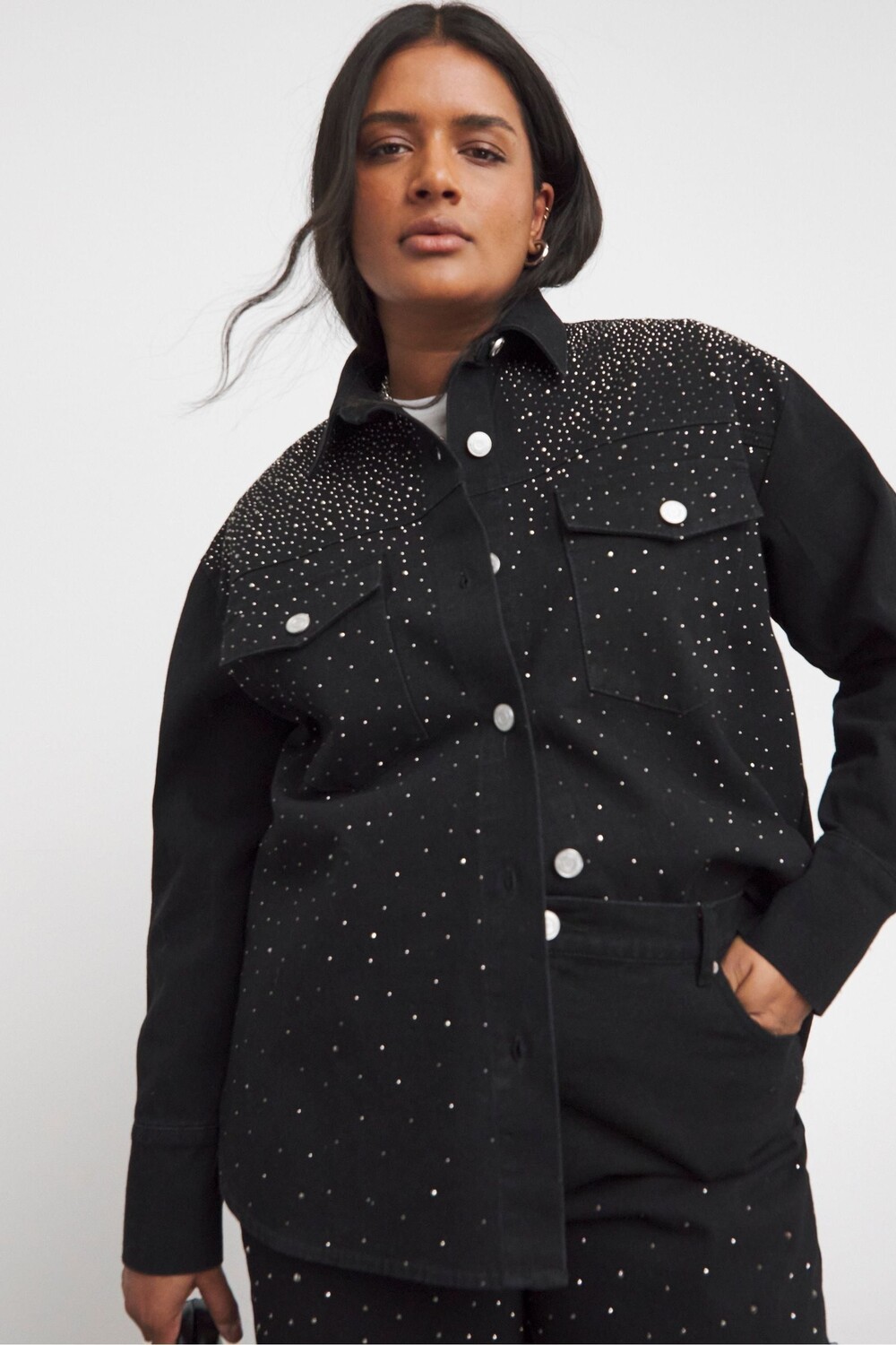 Рубашка свободного кроя из 100% хлопкового денима с декором Simply Be, черный
Рубашка свободного кроя из 100% хлопкового денима с декором Simply Be, черный