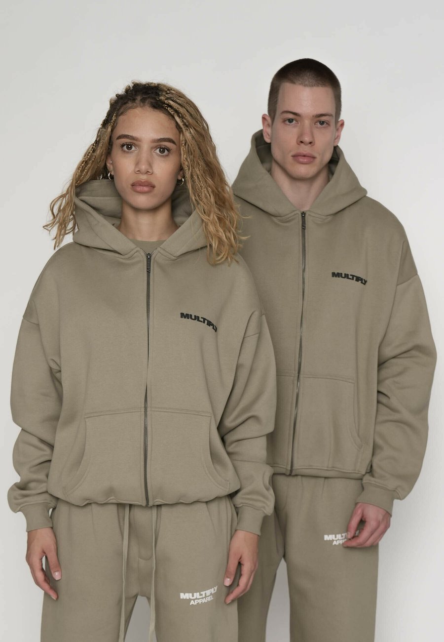 Толстовка Multiply Apparel OVERSIZE , Laurel Oak/Taupe, Коричневый, Толстовка Multiply Apparel OVERSIZE , Laurel Oak/Taupe
Толстовка Multiply Apparel OVERSIZE , Laurel Oak/Taupe, Коричневый, Толстовка Multiply Apparel OVERSIZE , Laurel Oak/Taupe