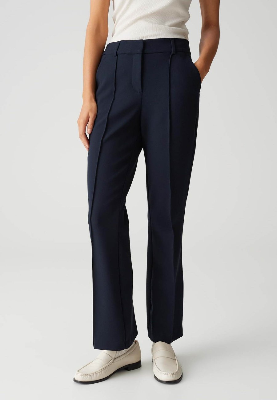 Брюки OPUS PANTS MID RISE ANKLE RELAXED FIT, Coal Blue/Blue
Брюки OPUS PANTS MID RISE ANKLE RELAXED FIT, Coal Blue/Blue