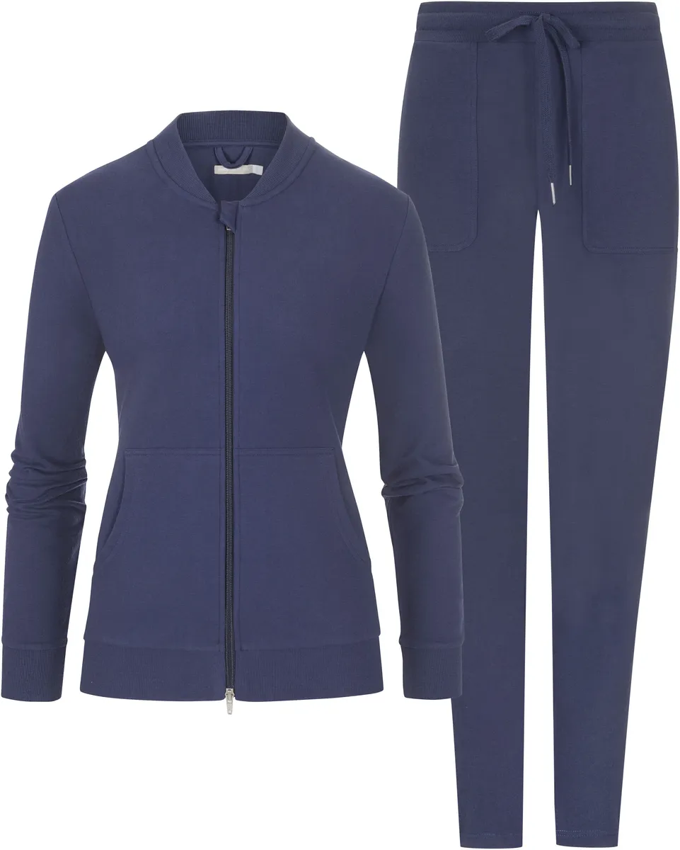 Комбинезон Mey (комплект, 2 шт.), удобный крой, молния, синий
Комбинезон Mey (комплект, 2 шт.), удобный крой, молния, синий