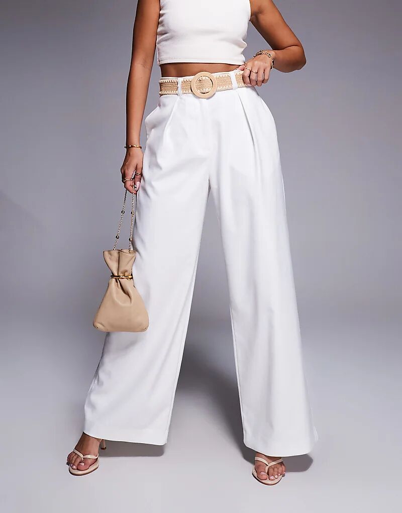 Широкие брюки River Island с поясом белого цвета 
Широкие брюки River Island с поясом белого цвета