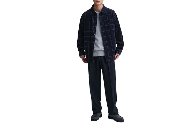 Свитер унисекс темно-синий Uniqlo, темно-синий
Свитер унисекс темно-синий Uniqlo, темно-синий