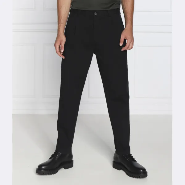 Kenosh зауженные брюки Boss, черный
Kenosh зауженные брюки Boss, черный