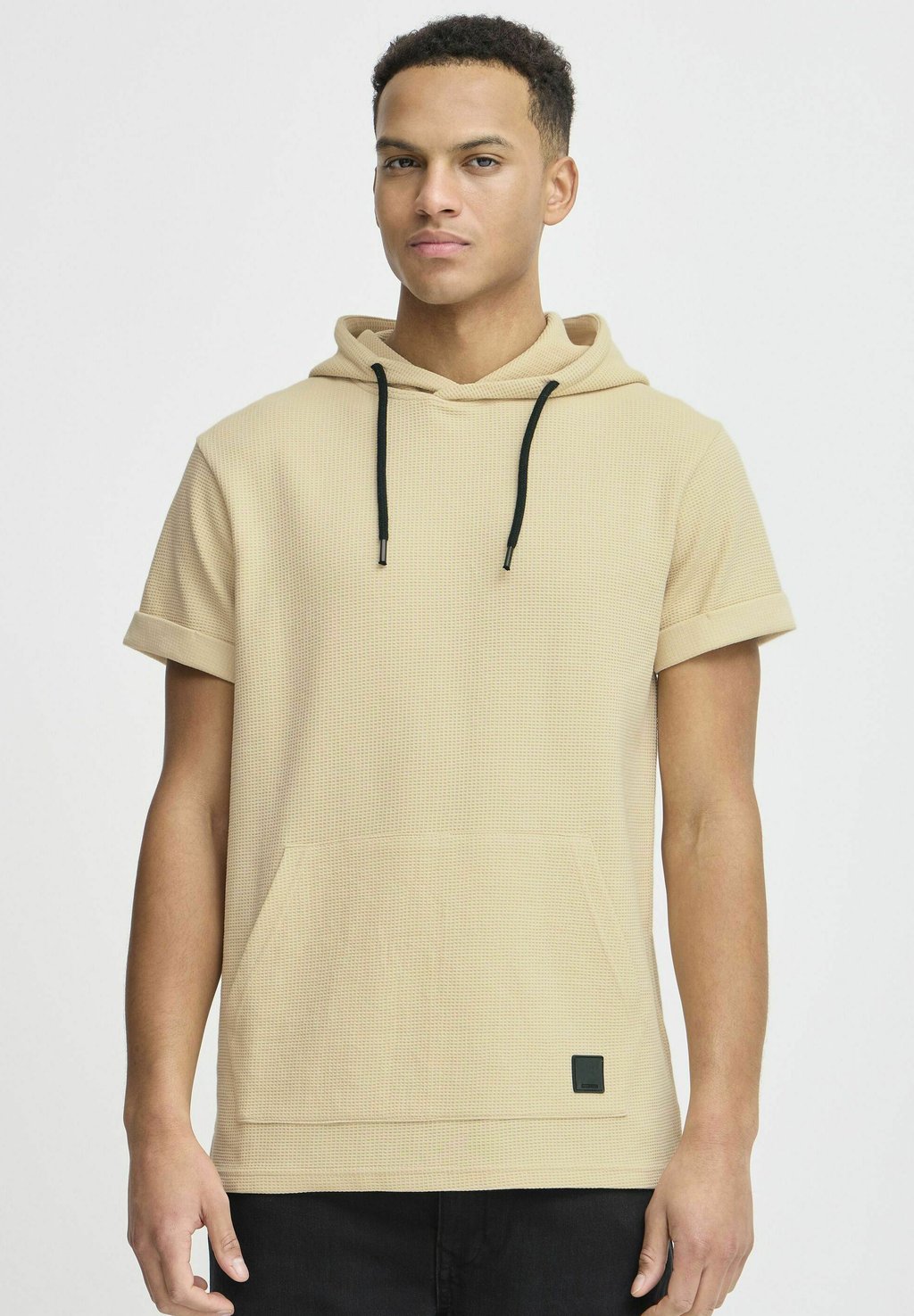 Футболка с принтом IDNils INDICODE JEANS, бежевый
Футболка с принтом IDNils INDICODE JEANS, бежевый