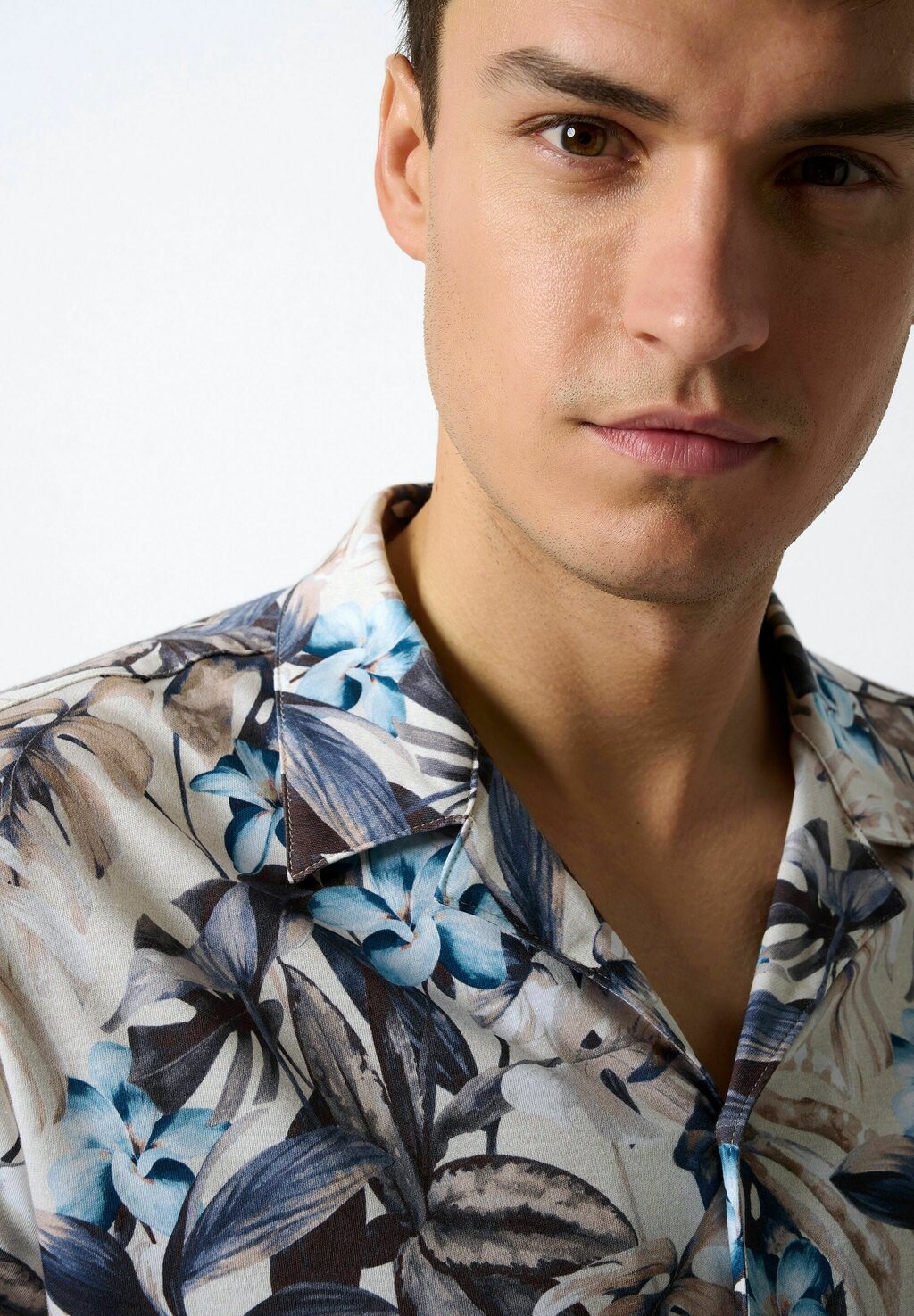 Рубашка DESOTO, коричневый
Рубашка DESOTO, коричневый