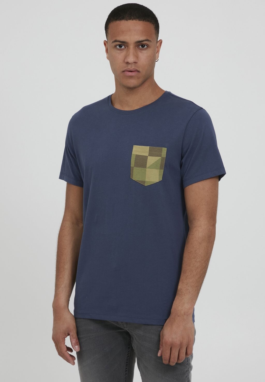 Футболка с принтом BHAMILO Blend, цвет dress blues, Синий, Футболка с принтом BHAMILO Blend, цвет dress blues
Футболка с принтом BHAMILO Blend, цвет dress blues, Синий, Футболка с принтом BHAMILO Blend, цвет dress blues