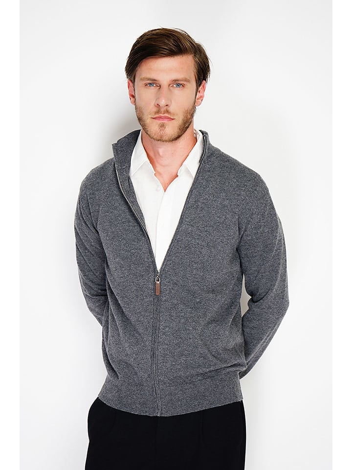 Кардиган William de Faye Cardigan, серый
Кардиган William de Faye Cardigan, серый