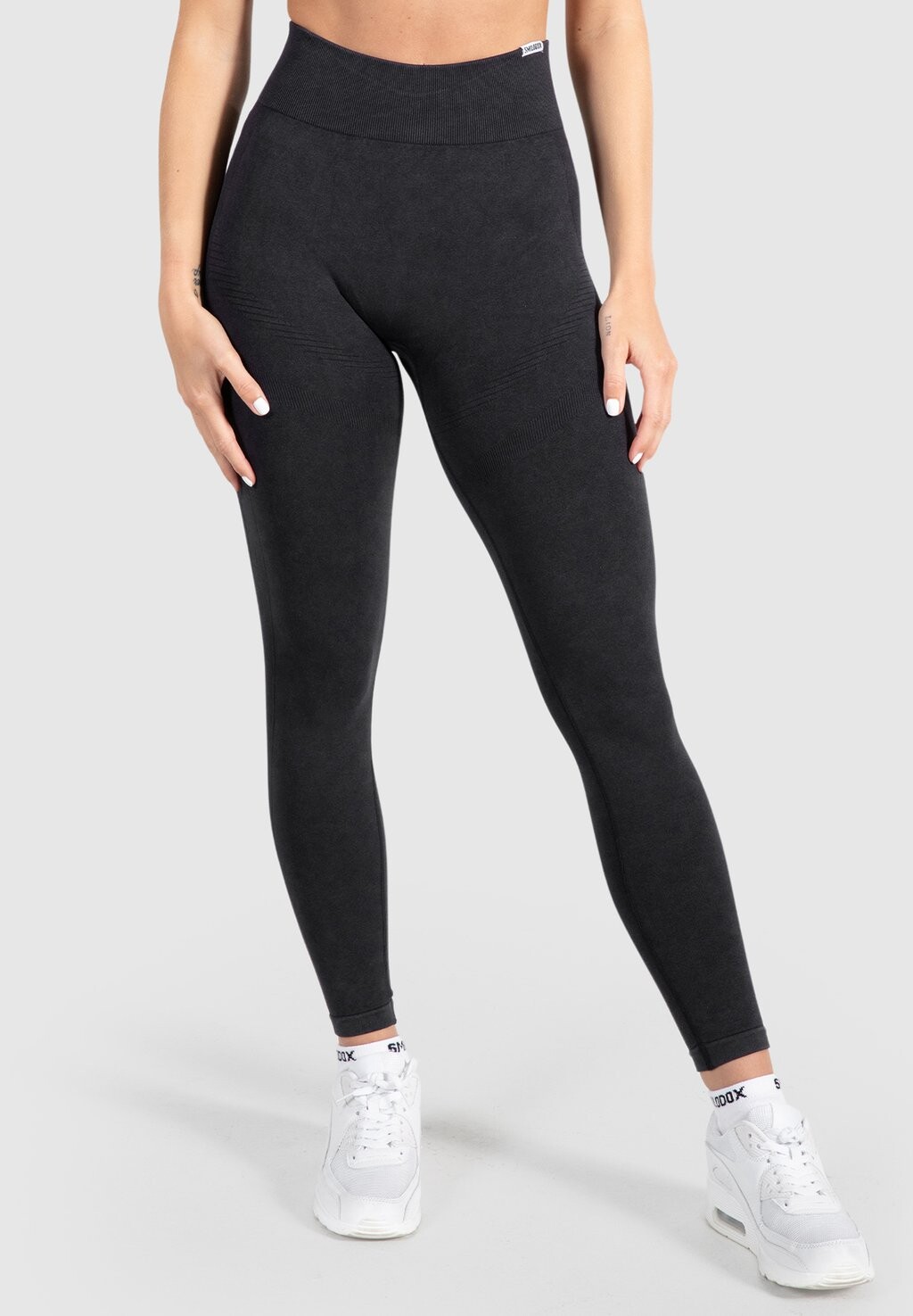 Леггинсы BATIK SCRUNCH Smilodox, цвет schwarz
Леггинсы BATIK SCRUNCH Smilodox, цвет schwarz