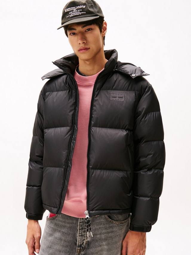 Tommy Jeans водонепроницаемая куртка-пуховик Alaska из ткани рипстоп Tommy Hilfiger, Black
Tommy Jeans водонепроницаемая куртка-пуховик Alaska из ткани рипстоп Tommy Hilfiger, Black