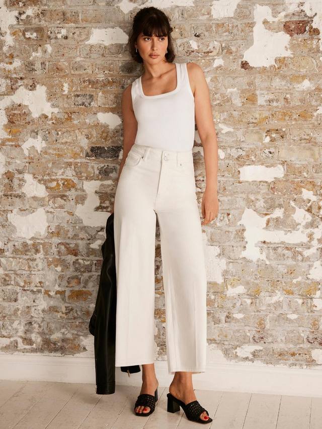 Укороченные джинсы с широкими штанинами Mint Velvet, белый
Укороченные джинсы с широкими штанинами Mint Velvet, белый