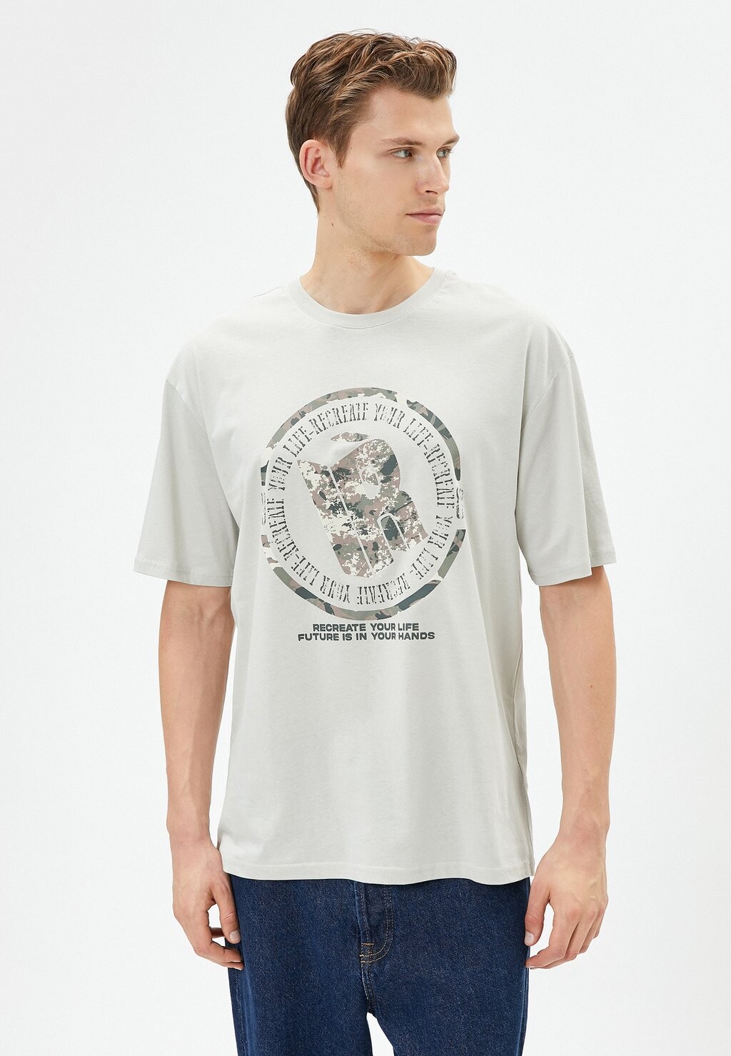Футболка с принтом SLOGAN PRINTED CAMOUFLAGE DETAIL CREW NECK SHORT SLEEVE Koton, цвет grey
Футболка с принтом SLOGAN PRINTED CAMOUFLAGE DETAIL CREW NECK SHORT SLEEVE Koton, цвет grey