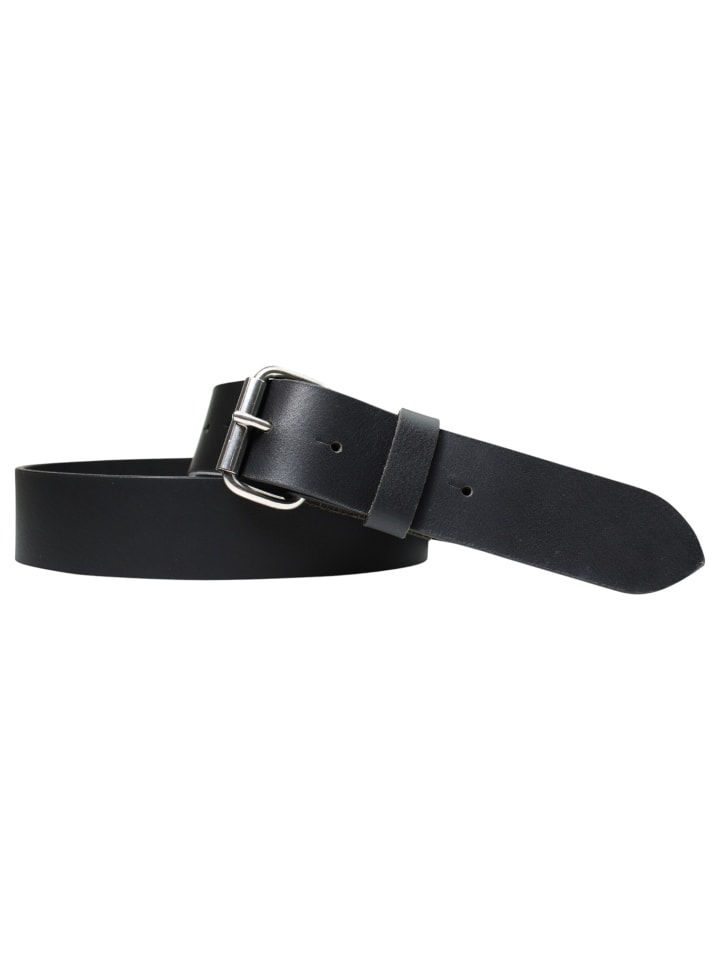 Мужской кожаный ремень черного цвета FRONHOFER
Мужской кожаный ремень черного цвета FRONHOFER