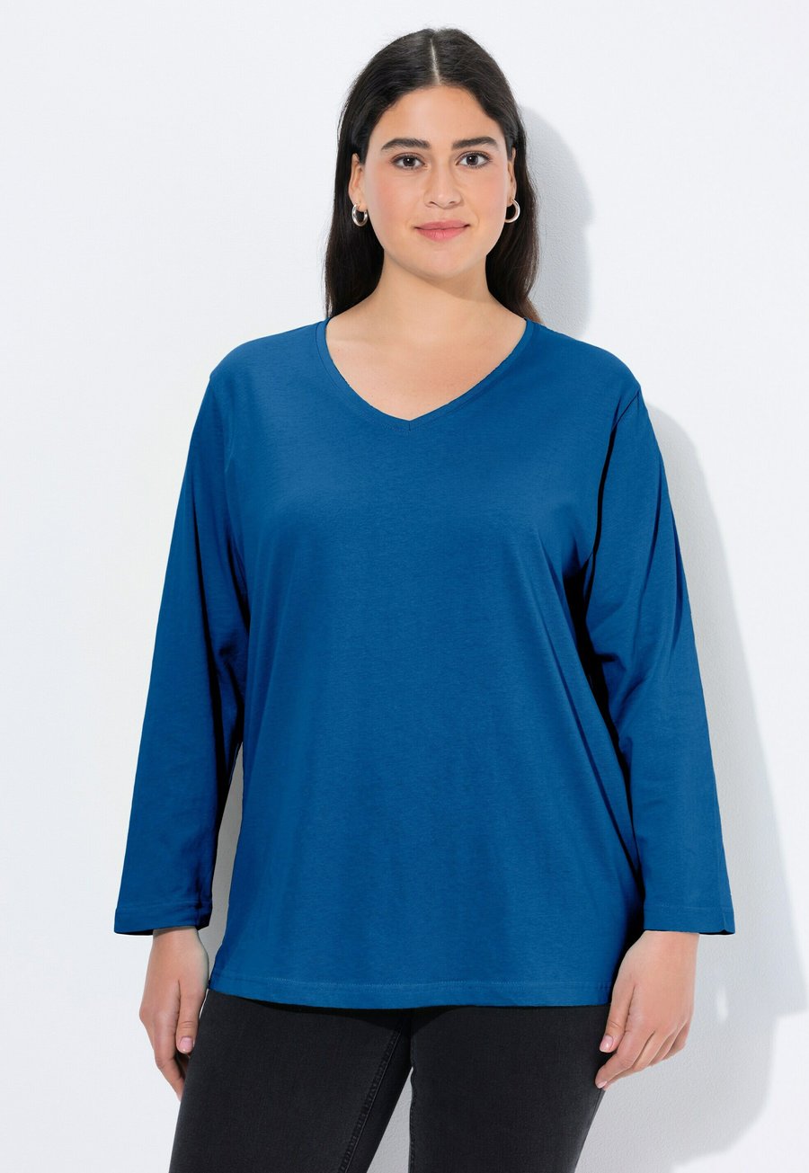 Топ Ulla Popken Long sleeved top, Classic Ink Blue/Dark Blue
Топ Ulla Popken Long sleeved top, Classic Ink Blue/Dark Blue