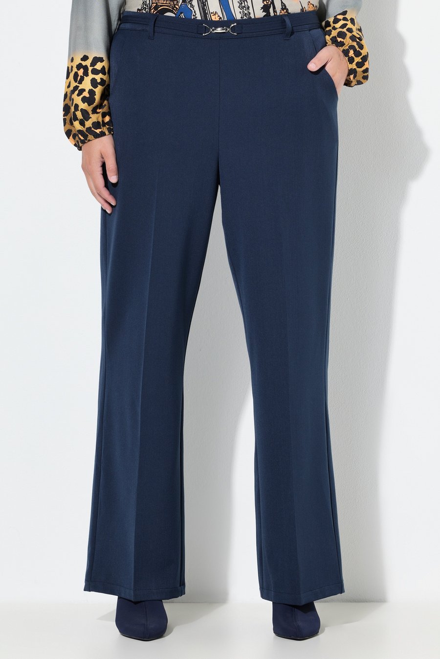 Брюки MIAMODA BUSINESS GERADES BEIN, ZIERGÜRTEL MIT SCHLIESSE, Dark Blue
Брюки MIAMODA BUSINESS GERADES BEIN, ZIERGÜRTEL MIT SCHLIESSE, Dark Blue