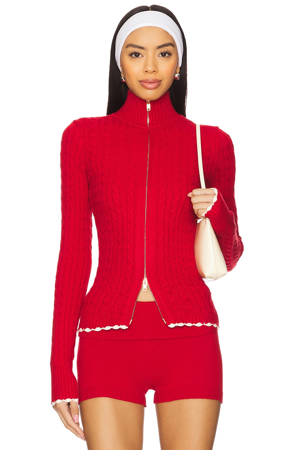 Свитер в стиле кейбл-книт Carter от Frankies Bikinis, heartstrings
Свитер в стиле кейбл-книт Carter от Frankies Bikinis, heartstrings