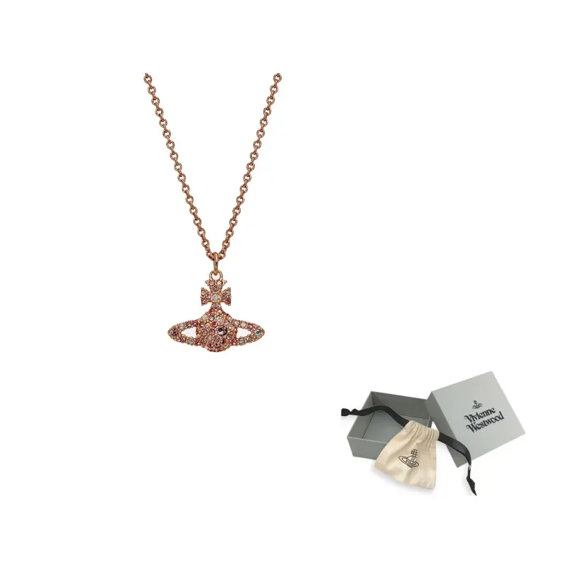 Маленький кулон Grace на цепочке Vivienne Westwood
Маленький кулон Grace на цепочке Vivienne Westwood