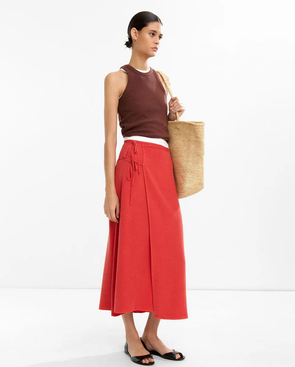 Юбка 100% лиоцелл миди с завязывающимися лямками в однотонном исполнении Parfois, красный
Юбка 100% лиоцелл миди с завязывающимися лямками в однотонном исполнении Parfois, красный