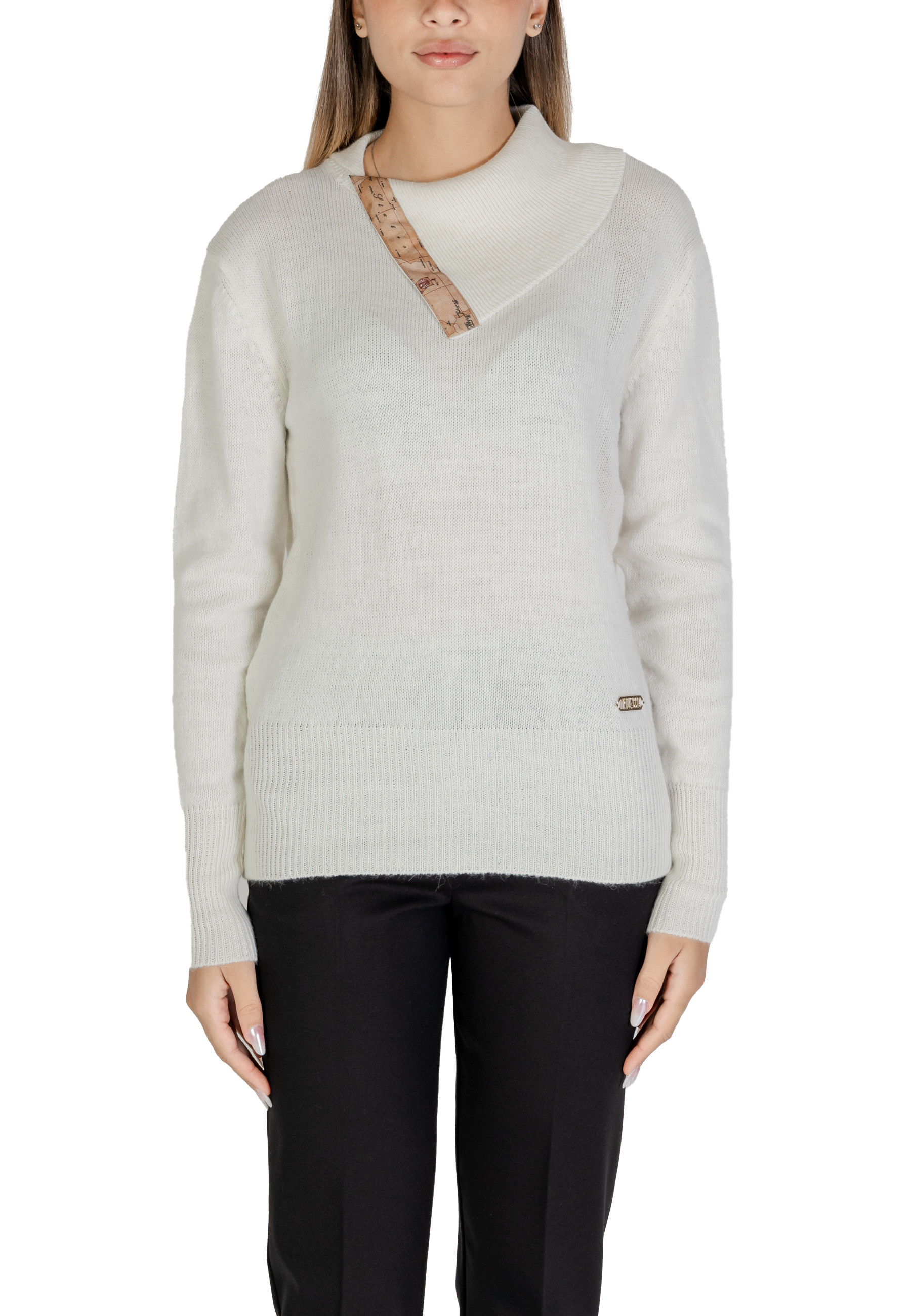 Джемпер Alviero Martini Prima Classe с косым воротником, белый
Джемпер Alviero Martini Prima Classe с косым воротником, белый